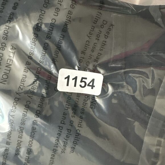 CJ Banks Size 16W Black Capri Pants Button And Zip Up Casual Spring - Picture 11 of 11